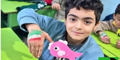 هنرمندانی که برای پیدا کردن تن بی جان ماکان نصیری شهید مفقودالاثر میناب بسیج شدند/ هدایت هاشمی: مردم دعا کنید ماکان نصیری پیدا شه پدر و مادرش چشم به راه اند+فیلم