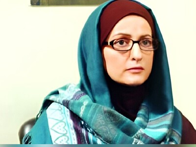 ویدیو | منشی دکتر خواست ابرو رو درست کنه زد چشمش رو هم درآورد / موهای سر شقایق دهقان کنده نشه صلوات😂😂
