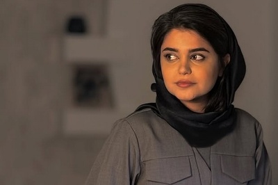 (ویدئو) صدای نازآفرین امین‌زاده... مثل بارونی که آروم روی دل می‌باره. این شعر رو با تمام وجود گوش کن