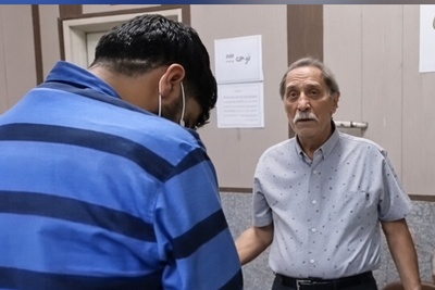 سیاوش طهمورث دزد گوشی‌اش را شرمنده کرد؛ «هرچقدر می‌خواستی به خودم می‌گفتی!» اشک‌های سارق مقابل پلیس