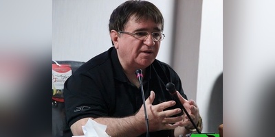 چند کلام حرف حق از دکتر محمود انوشه متخصص روانشناس ایران: هر چقدر وقت بزاری که دیگران رو خراب کنی همان قدر زمان کم میاری که خودت رو آباد کنی...(فیلم)