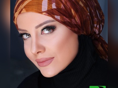 همه نگاه‌ها به شراره رخام؛ لحظه نصب پلاک مزار اکبر عبدی خبرساز شد