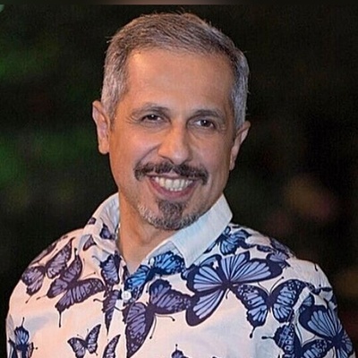 یادی کنیم از لحظات احساساتی شدن جواد رضویان بعد از خبر خواستگار داشتن دخترش؛ یه عمر نونشو الان یکی میاد دسته گلمو ببره / سکانسی از سریال «صفر 21» با هنرمندی سیامک انصاری و رویا میرعلمی