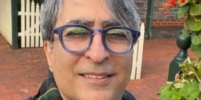 پرده‌برداری از جنجال تازه عباس ترکاشوند؛ وقتی استاد دانشگاه علم و صنعت از راه دور نسخه تسلیم می‌پیچد! + عکس