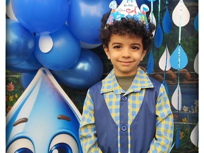 چیدمان جشن آب مهدیار کلایی، پسر محسن تنابنده، بازیگر سریال پایتخت در مدرسه ابتدایی با تم آبی+فیلم و عکس