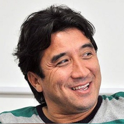 خداداد عزیزی: بازیکنای درجه یک اروپا دارن سیگار میکشن و اینم مشکلی نداره چون جای عمومی نمیکشن و سر وقت می خوابن ؛ فوتبالیست های ما تازه 3 صبح ذغال می چرخونن