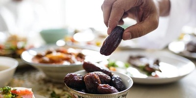 هشدار مهم طب سنتی؛ اشتباه رایجی که اکثر روزه‌داران نمی‌دانند