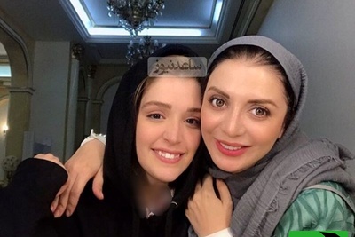 نگاهی به دکوراسیون متفاوت با چیدمان سنتی و مدرنِ خانه رویا میرعلمی؛ از گلیم روی اوپن آشپزخانه، کنسول چوبی پر از قاب عکس در پذیرایی تا یخچال سایدبای سایدی که تبدیل با آلبوم عکس شده!+فیلم و عکس