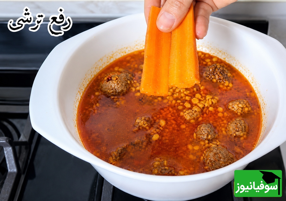 انداختن هویج در خورشت