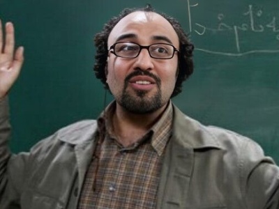 (سکانس برتر) سخن قصار "مانی حقیقی" به "رضا عطاران" در مورد اصول کاریزماتیک بودن / فقط خنده‌های مصنوعی رضا عطاران😂😂