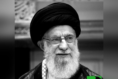 (ویدئو) شعرخوانی ناتمام رهبر انقلاب که با شهادت کامل شد: سرشارم از جوانی...