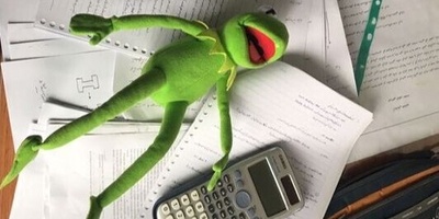 ویدیو | طنز دانشجوییِ روز/ روایتی واقعی از دانشجوی حقوق گرفتار در گرداب بدبختی‌های ترم! 😂