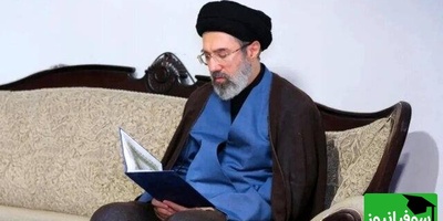 روایتی از عشق و احترام رهبر انقلاب نسبت به همسرشان/ وقتی آیت الله سید مجتبی خامنه ای برای تماشای نمایش پا به پای همسر شهیدشان به تئاتر شهر رفتند+فیلم