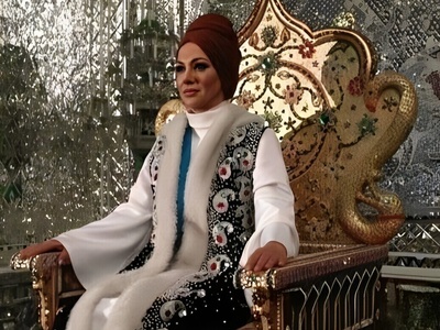 ساغر عزیزی: از مدرسه دخترانه فرار کردم و به مدرسه پسرانه رفتم!