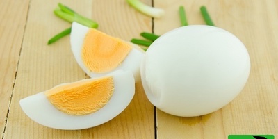 (ویدئو) فرمول طلایی عضله‌سازی بدون مکمل‌های گران‌قیمت؛ فقط با روزی 3 عدد از این معجزه طبیعت