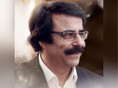 (ویدئو) قدیما وقتی دل بزرگ‌ترها می‌گرفت، این آهنگ رو می‌ذاشتن: از اوج آسمان‌ها با صدای جاودانه علیرضا افتخاری