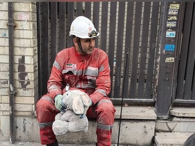 عروسک‌هایی که دیگر کسی دستشان را نمی‌گیرد؛ قصه‌ای پر از غم و جدایی + فیلم