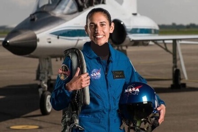 (تصویر) از قابلمه تا کهکشان/ قورمه‌سبزی با یاسمین مقبلی به فضا رفت!