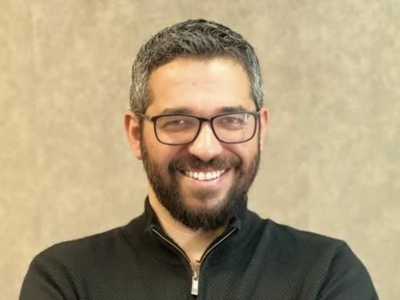 فرمول طلایی «ناظمی» برای هضم خاطرات تلخ؛ «اگر مدام خودخوری می‌کنید، این ویدئو برای شماست!»