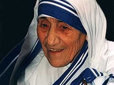 تصویر دیده نشده از «مادر ترزا»؛ از قلب‌های زخمی تا جایزه صلح نوبل / داستان یک فداکاری بی‌پایان!