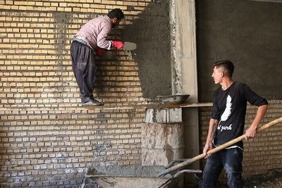 زنگ خلاقیت: ابتکار خنده دار اوستا بنای ایرانی در ساخت خونه حماسه آفرید/ مرد حسابی خونست یا چاه یوسف؟😂