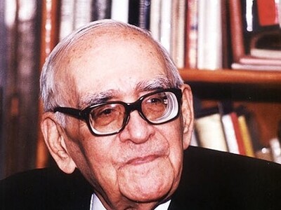 (ویدئو) پروفسور محمود حسابی؛ در دو دقیقه، با مردی آشنا شوید که با نبوغ و تلاش‌های بی‌نظیرش، تاریخ علم ایران را برای همیشه تغییر داد