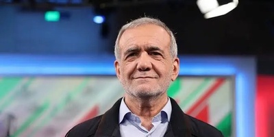 (ویدئو) از دانشجوی سال چهارم پزشکی تا ریاست‌جمهوری؛ فیلم قدیمی از چهره متفاوت پزشکیان در دانشگاه تبریز