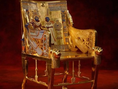 (ویدئو) تخت توت‌عنخ‌آمون: طلای خالص + رنگ‌هایی که بعد 3300 سال هنوز زنده‌ان! 😱 / چیزی که حتی با تکنولوژی 2026 نمی‌تونیم دقیق تکرار کنیم