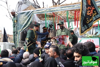 (ویدئو) از میدان شهدا تا میدان ساعت؛ امواج دریای غیرت در تشییع پیکر مطهر شهدا در تبریز