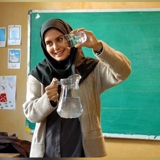 (ویدئو) این بچه استاد کلاهبرداری از معلم و مدیر مدرسه شد! 🤣