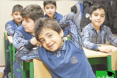 (ویدیو) تو مدرسه چطور درس‌خون به نظر برسیم؟/ با این راهکار ها محبوب دل معلمت باش😂