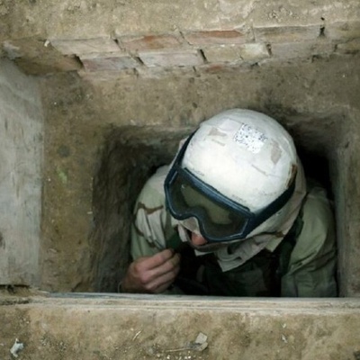 (ویدئو) لحظات آخر دیکتاتور عراق در گودال 2 متری!