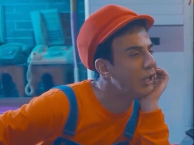 جدیدترین کلیپ ویدئوی انگیزشی عموپورنگ با حضور مهندسی امیرمحمد/ تو قوی‌تر از اونی که کم بیاره/ وقتی مشاور تحصیلیم هرکاری می‌کنه تا کم نیارم🦾