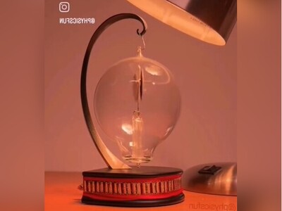 ویدیو/ دستگاهی با عمر 200 ساله که با کمک نور حرکت می‌کند