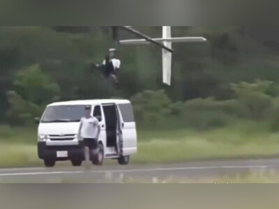 (ویدئو) اختراع دوچرخۀ پرنده توسط گروهی از دانشجویان ژاپنی/ حالا اگه تو آسمون خسته شد دیگه رکاب نزد اونموقع چی؟!