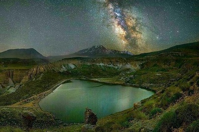 (ویدئو) تصاویر رویایی از کهکشان راه شیری در آسمان پاک قله سبلان؛ تجربه‌ای نفس‌گیر از بارش شهابی برساوشی