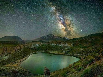 (ویدئو) تصاویر رویایی از کهکشان راه شیری در آسمان پاک قله سبلان؛ تجربه‌ای نفس‌گیر از بارش شهابی برساوشی