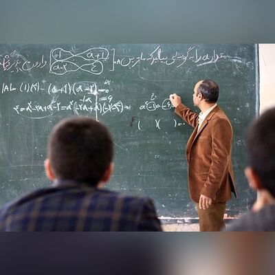 (ویدئو) زندگینامۀ شنیدنی یک پروفسور/ معلمی که از گاو کلاس یک نابغه ساخت!