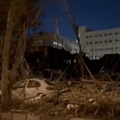 واکنش تلخ مهدی گلشنی به نابودی 3000 کتاب نایابش: «انگار بخشی از عمرم از بین رفت»