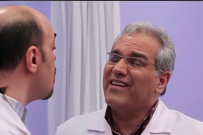 ویدئو | یک سکانس ناب از پشت‌صحنه «در حاشیه»؛ وقتی مدیری هم نتونست جلوی قهقهه‌ش رو بگیره!