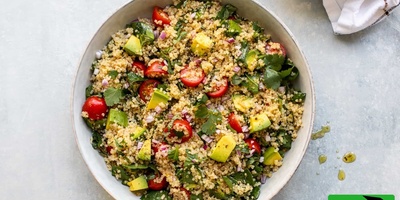 (ویدیو) این سالاد کینوا غذای خوشمزه برای عضله‌سازی و سلامت روزانه هست/ منبع پروتئین کامل و سالم برای وعده‌ها