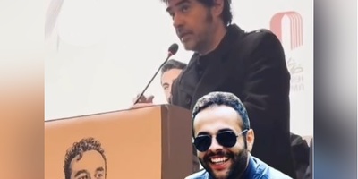 بوسه شهاب حسینی بر دست پدر جواد گنجی هنرمند جانباخته درحوادث دی ماه؛ سوپراستار سینما: آماده همه نوع همکاری برای آزادی بازداشتی‌ها هستم+ویدیو