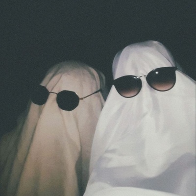 (ویدئو) وقتی تو خوابگاه قاشق کم میاد! ابتکارهای خنده‌دار دانشجوها که احتمالاً منشأ کرونای بعدی هم هستن😂