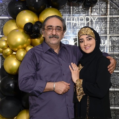 نگاهی به جشن تولد مجلل و شاهانه شهرام شکیبا برای همسرش، ستاره سادات قطبی با خلاقیت تحسین برانگیز اوستا قناد تهرانی+ فیلم