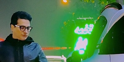 لحظه تحویل خودروی جدید همایون شجریان؛ از نمایندگی تا خیابان / نگاهی به طراحی و امکانات وویا فری 2025 + ویدئو