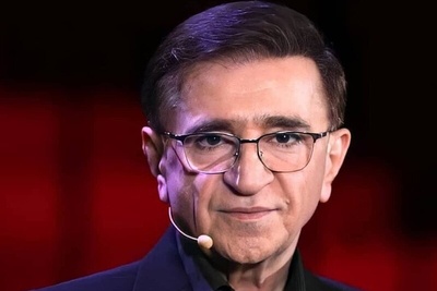 (ویدئو) سوال مرگبار دکتر انوشه که کل ایران را به فکر فرو برد: "آیا اصلا زندگی کردی؟"