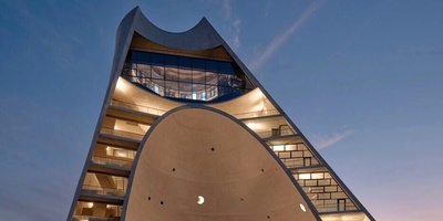 «کلیسای کوهستانی الهام‌گرفته از کشتی نوح و کتابخانه فضایی چین/ معماری شگفت‌انگیز + تصاویر دیدنی