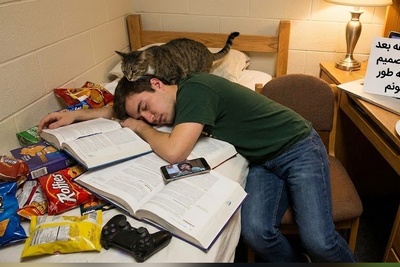 (ویدئو) وقتی یک دانشجو می‌گوید «الان می‌خونم»؛ اتفاقی که فقط 2 دقیقه بعد افتاد، همه را شوکه کرد!