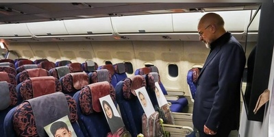 (ویدئو) صندلی‌هایی که با کوله‌پشتی و عکس پر شدند؛ همراهان خاص قالیباف در پرواز به پاکستان