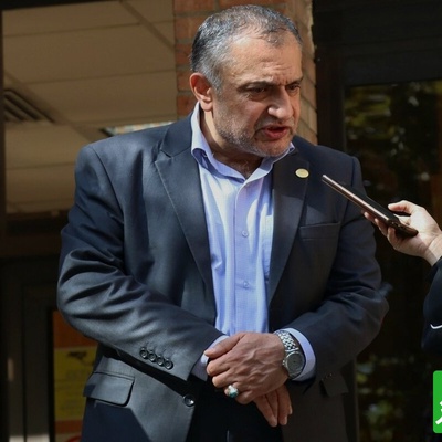 رئیس دانشگاه صنعتی شریف: اصلاح مسئله پوشش با فشار و تهدید نتیجه نمی‌دهد